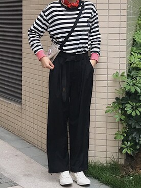 「UNIQUE（ユニーク）のアイテム」を使った、贰玖八さん（レディース・169cm）の春コーディネート