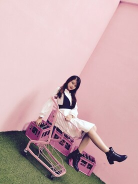 「DW（ディーダブリュー）のアイテム（アクセサリー）」を使った、Brittanyさん（レディース・155cm）の秋コーディネート