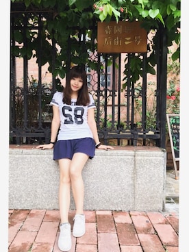 「UNKNOWN.（アンノウン）のアイテム（シューズ）」を使った、Brittanyさん（レディース・155cm）の秋コーディネート