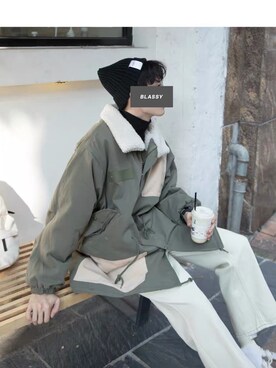 「アイテム（ムートンコート、グリーン系）」を使った、Blassyさん（メンズ・175cm）の冬コーディネート