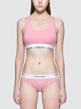 「Calvin Klein（カルバン・クライン）のアイテム（アンダーウェア、レッド系）」を使った、SSSHIPT |JP 🇯🇵さん（165cm）の秋コーディネート