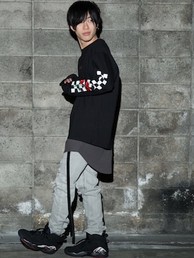 「アイテム（タンクトップ、グレー系）」を使った、AIVERさん（メンズ・171cm）の春コーディネート