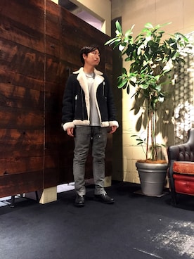 「DIESEL（ディーゼル）のアイテム（ムートンコート）」を使った、shimodaさん（メンズ・167cm）の秋コーディネート