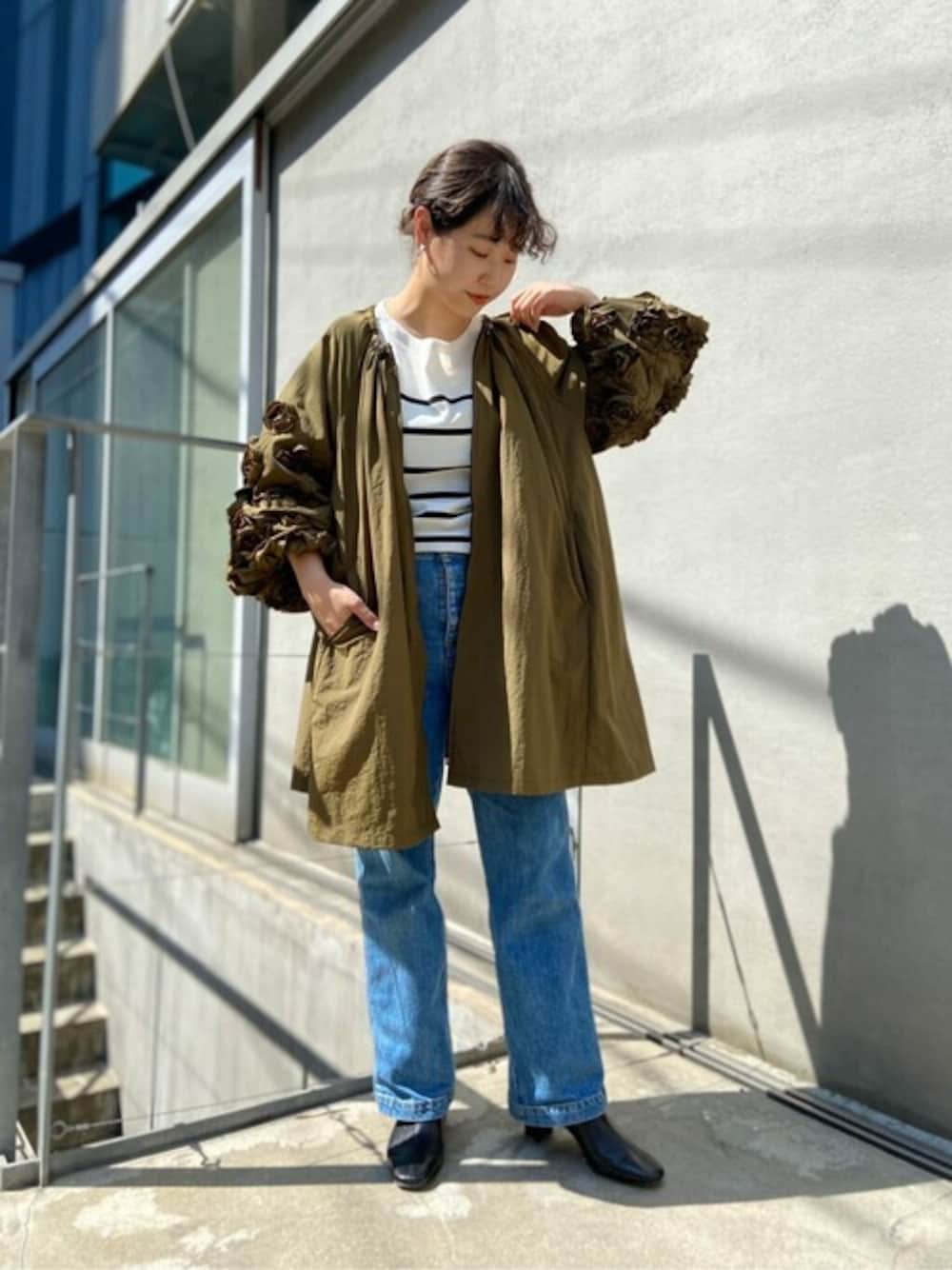 BEARDSLEY（ビアズリー）の「花袖コート（その他アウター）」 - WEAR