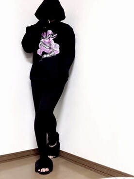 「KINGLY MASKのアイテム（パーカー、ブラック系）」を使った、🍑さん（レディース・163cm）の春コーディネート