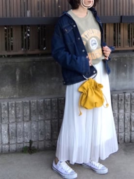 「イエローバッグ」｜「アイテム（ジャケット/アウター）」を使った、hitoponさん（レディース・160cm）の春コーディネート