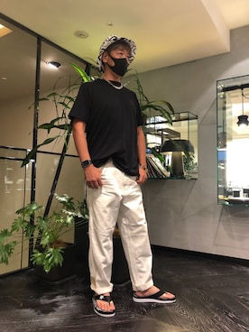 「Dior」｜「アイテム（ビーチサンダル）」を使った、キョウさん（メンズ・175cm）の夏コーディネート
