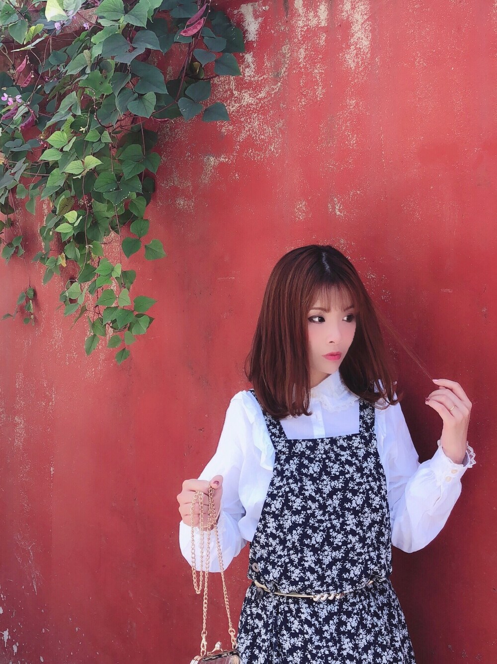 「Ray BEAMSのRay BEAMS / レースカラー フリル ヨーク ブラウス（シャツ/ブラウス、ホワイト系）」を使った、aoiiiさん（レディース・162cm）の秋コーディネートの1枚目の写真