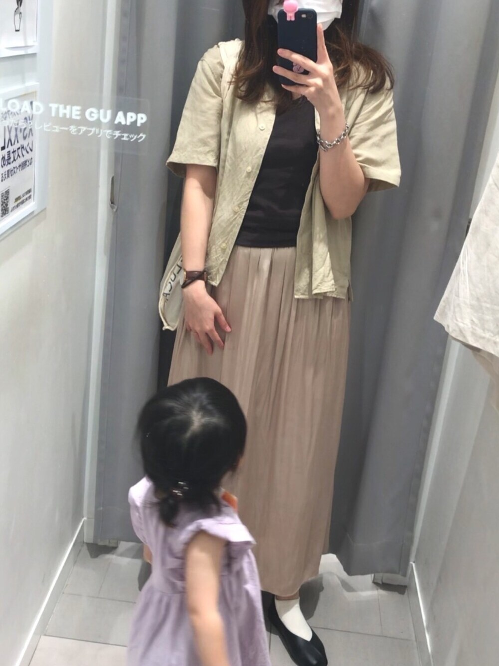 「夏、リラックススタイル、ootd、大人かわいい、大人なカジュアル、淡色コーデ、オトナカジュアル、outfit、fashion」｜「UNIQLOのリネンブレンドオープンカラーシャツ（半袖）（シャツ/ブラウス、ベージュ系）」を使った、coco.  さん（レディース・162cm）の夏コーディネートの1枚目の写真