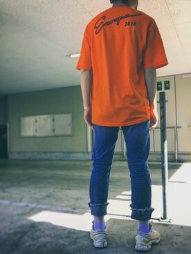 Balenciaga バレンシアガ のtシャツ カットソー オレンジ系 を使ったメンズ人気ファッションコーディネート Wear
