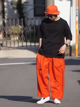 「TENBOX（テンボックス）のアイテム（スニーカー）」を使った、SO®さん（メンズ・178cm）の春コーディネート