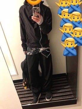 「アイテム（ステッカー/テープ、ブラック系）」を使った、しゅんちゃんさん（メンズ・171cm）の秋コーディネート