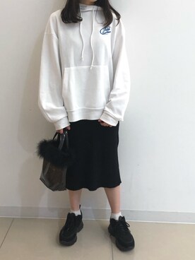 「FOREVER 21（フォーエバー トゥエンティーワン）のアイテム（スニーカー）」を使った、rei♡さん（レディース・150cm）の秋コーディネート