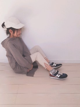 「allolun.（オールオルン）のアイテム（ワンピース/ドレス）」を使った、nemoさん（キッズ・135cm）の春コーディネート