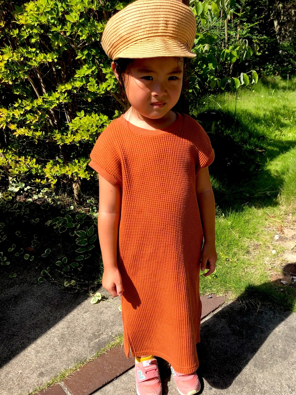 「女の子コーデ、夏、4歳、ブランシェス、テラコッタ」｜「BRANSHESのワッフル半袖ワンピース（ワンピース、ブラウン系）」を使った、☺︎tiiina☺︎さん（キッズ・100cm）の夏コーディネートの1枚目の写真