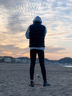 「GLOBAL WORK（グローバルワーク）のアイテム（ダウンベスト）」を使った、𓆉𝑅𝑌𝑈𝐻𝑂𓆉さん（メンズ・180cm）の春コーディネート