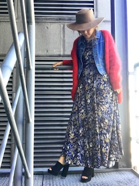 「R&E（アールアンドイー）のアイテム」を使った、R&E_REZOY本部staffさん（レディース・162cm）の春コーディネート