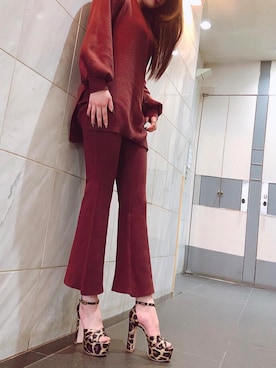 「R&E（アールアンドイー）のアイテム（サンダル）」を使った、R&E_REZOY本部staffさん（レディース・165cm）の冬コーディネート