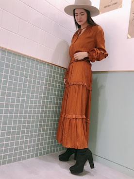 「R&E渋谷109スタッフコーデ」｜「アイテム（ブーツ）」を使った、R&E_REZOY本部staffさん（レディース・164cm）の冬コーディネート