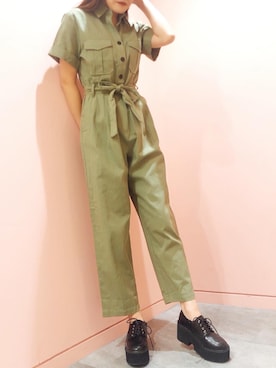 「R&E（アールアンドイー）のアイテム（パンプス）」を使った、R&E_REZOY本部staffさん（レディース・164cm）の冬コーディネート