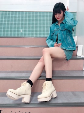 「REZOY（リゾイ）のアイテム（ブーツ）」を使った、R&E_REZOY本部staffさん（レディース・164cm）の冬コーディネート