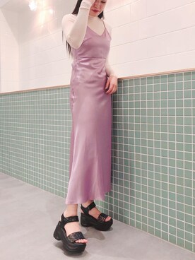 「グリッターサンダル」｜R&E_REZOY本部staffさん（レディース・164cm）の春コーディネート