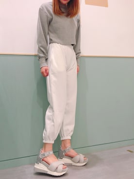 「REZOY（リゾイ）のアイテム」を使った、R&E_REZOY本部staffさん（レディース・164cm）の春コーディネート