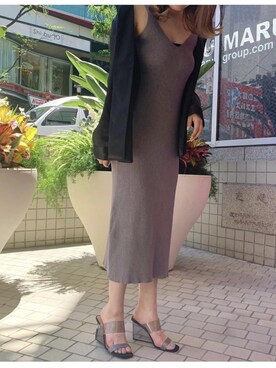 「R&E（アールアンドイー）のアイテム（サンダル）」を使った、R&E_REZOY本部staffさん（レディース・164cm）の夏コーディネート