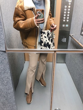 「REZOY（リゾイ）のアイテム（ブーツ）」を使った、R&E_REZOY本部staffさん（レディース・162cm）の冬コーディネート