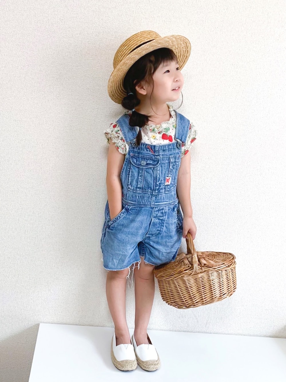 「キッズコーデ、女の子、4歳、gotoHollywood、denimdungaree、fith社、コラボ、夏コーデ、エスパドリーユ、カンカン帽」｜「URBAN RESEARCH DOORSのカンカン帽(KIDS)（ハット、ホワイト系）」を使った、☺︎May☺︎さん（キッズ・90cm）の夏コーディネートの1枚目の写真