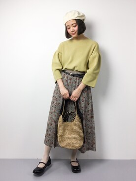「ひざ丈スカート」｜「アイテム（ハンチング/ベレー帽）」を使った、ずちに。さん（レディース・160cm）の春コーディネート