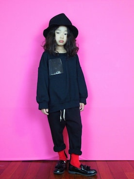 「赤い靴下」｜ﾋﾞｷ ﾆ ｽﾞﾑさん（キッズ・110cm）の春コーディネート