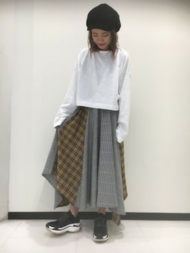 「JEANASIS（ジーナシス）のアイテム（キャスケット）」を使った、JEANASIS　長崎店STAFFさん（レディース・156cm）の秋コーディネート