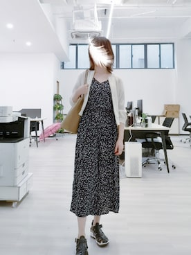 「SNIDEL（スナイデル）のアイテム（ブルゾン）」を使った、禾绿蒂さん（レディース・168cm）の夏コーディネート