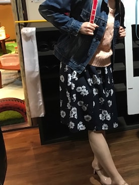 「GAP（ギャップ）のアイテム（デニムジャケット、ブルー系）」を使った、Ayaさん（レディース・161cm）の春コーディネート