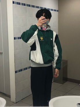 「Reebok（リーボック）のアイテム（ブルゾン）」を使った、wearnaosさん（メンズ・173cm）の秋コーディネート