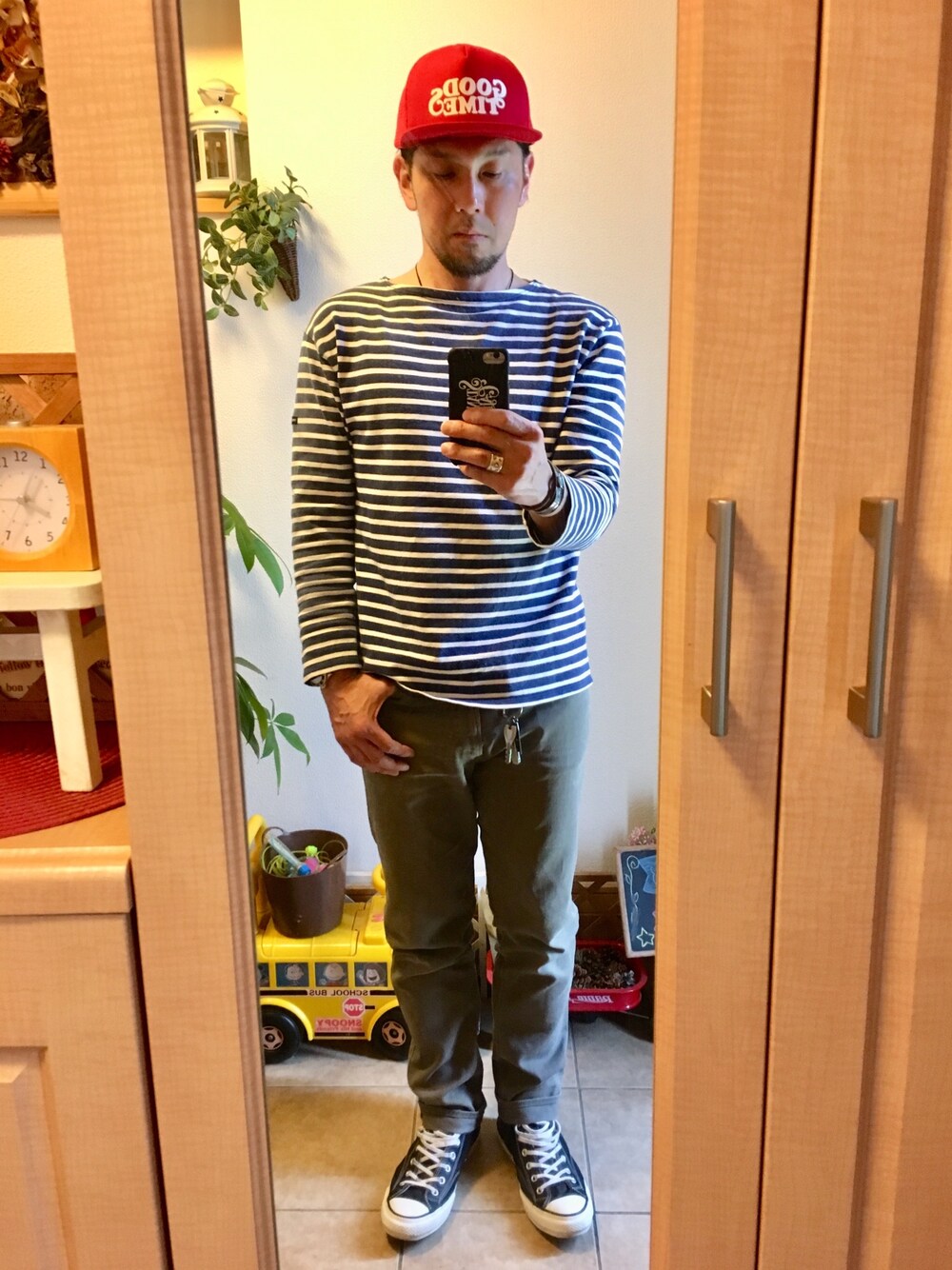 「オトナカジュアル、ボーダー、キャップ、ピケパンツ、vintage、古着、アメカジ、Levis、セントジェームス、スタンダードカルフォルニア」｜「STANDARD CALIFORNIAのアイテム（キャップ、レッド系）」を使った、tomolex さん（メンズ・172cm）の春コーディネートの1枚目の写真