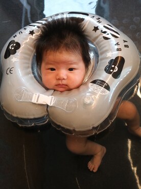 「アイテム（その他ベビー用品、グレー系）」を使った、ののかさん（キッズ・50cm）の夏コーディネート