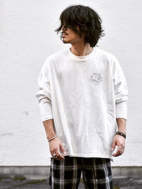 「MAYK（メイク）のアイテム（トップス）」を使った、Decoさん（メンズ・170cm）の春コーディネート