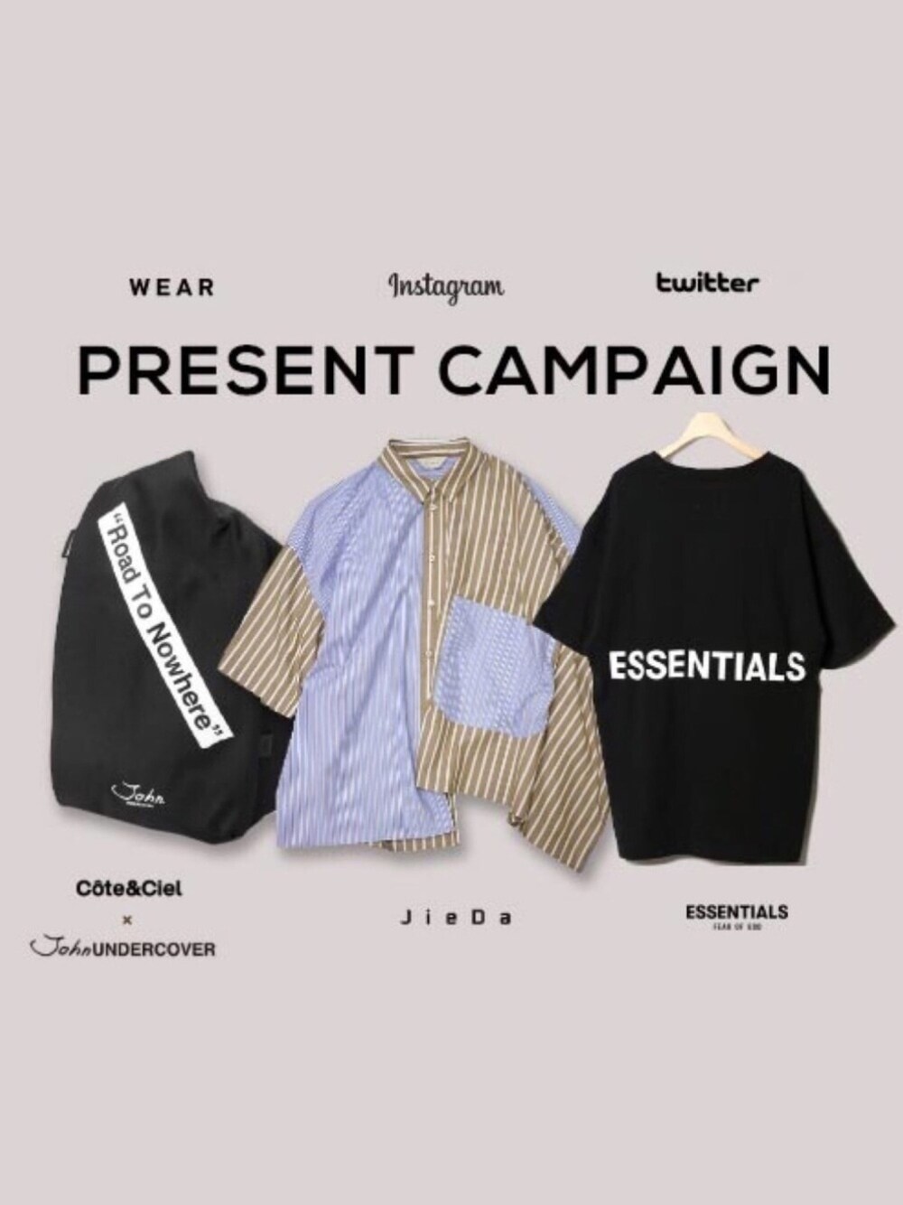 ブルー系のシャツ/ブラウス、ブラック系のバックパック/リュック、ブラック系のTシャツ/カットソーを着用したメンズの夏コーディネートの1枚目の写真