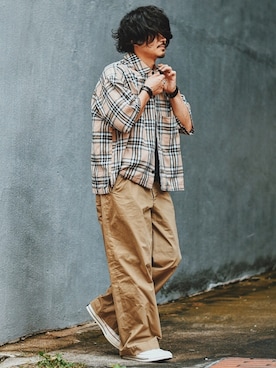 「marka（マーカ）のアイテム（パンツ）」を使った、Decoさん（メンズ・170cm）の夏コーディネート
