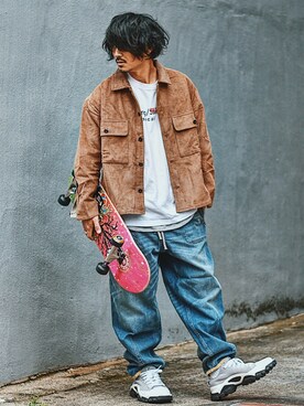 「aditional（アディショナル）のアイテム（パンツ）」を使った、Decoさん（メンズ・170cm）の秋コーディネート