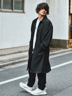 「黒パンツ」｜「アイテム（ステンカラーコート）」を使った、Decoさん（メンズ・170cm）の秋コーディネート