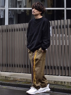 「HUGO（ヒューゴ）のアイテム（シューズ）」を使った、Decoさん（メンズ・170cm）の春コーディネート