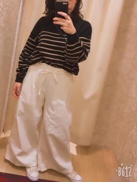「earth music&ecology（アースミュージックアンドエコロジー）の・細コールワイドパンツ ●（その他パンツ、ホワイト系）」を使った、nagiさん（レディース・153cm）の冬コーディネート