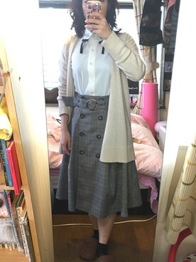 「Honey Salon（ハニーサロン）のアイテム（シャツ/ブラウス）」を使った、emmaさん（レディース・155cm）の秋コーディネート