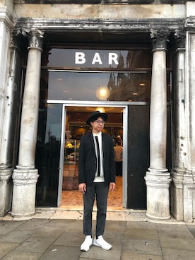 「H&M（エイチ・アンド・エム）のアイテム（スーツジャケット）」を使った、akuさん（メンズ・173cm）の秋コーディネート