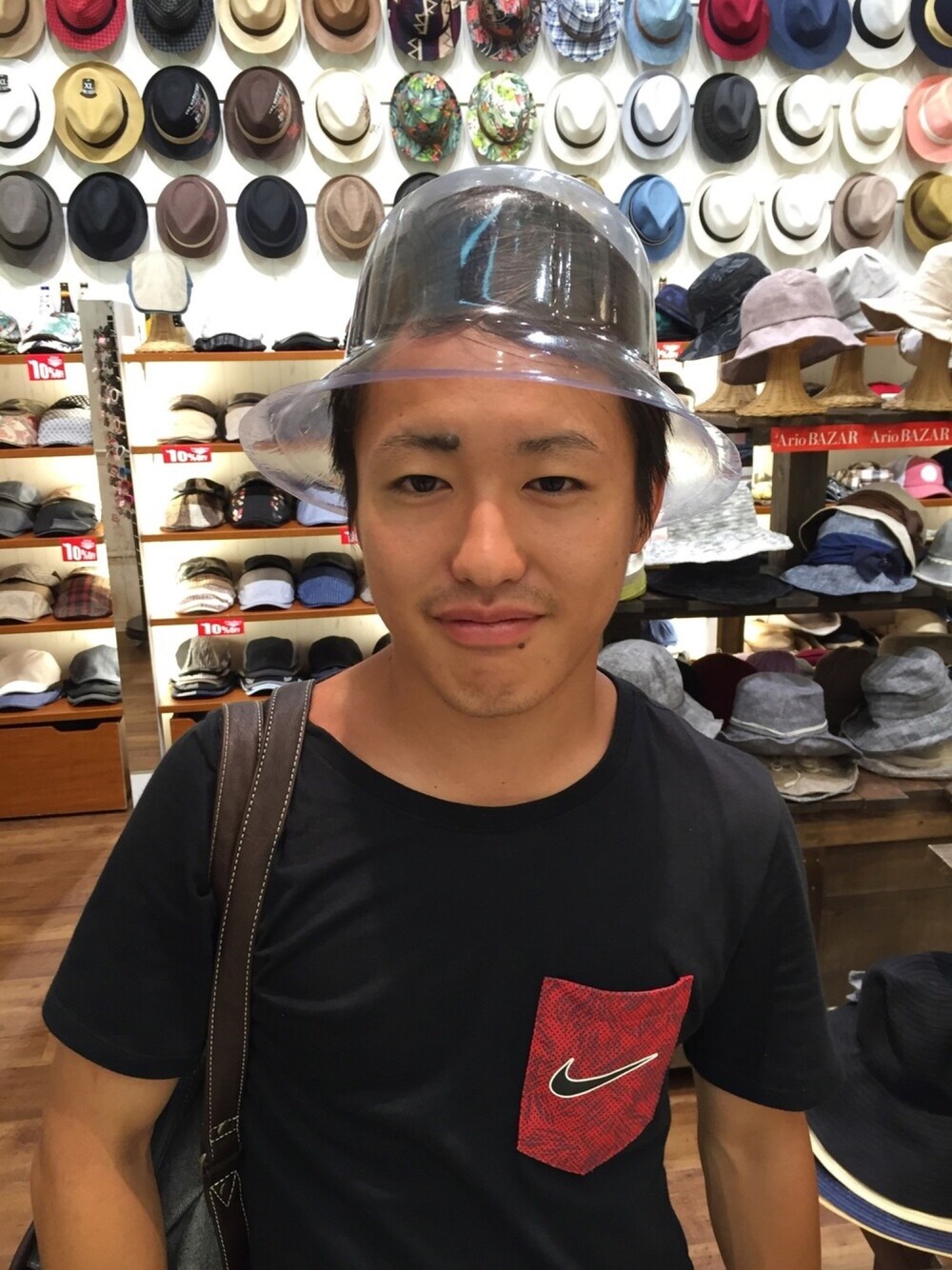 「冬、おしゃれさんと繋がりたい、ナイキ、ほりほりほり、ほらほらほり」｜「VANQUISHのこれはちょっと反則かもだけどVANQUISHのハットの型が崩れないように中に入れてあったプラスチックね。（ハット、ブラック系）」を使った、ほりちぇるさん（メンズ・158cm）の冬コーディネートの1枚目の写真