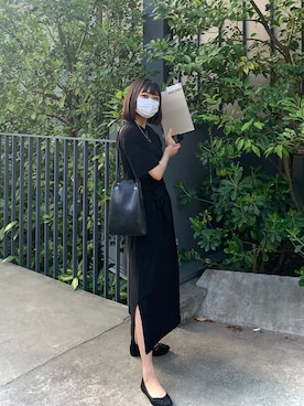 「スリット」｜「アイテム（シャツワンピース）」を使った、sakineさん（レディース・163cm）の夏コーディネート