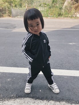 「アイテム（ジャージ）」を使った、Tuesdayさん（キッズ・100cm）の春コーディネート